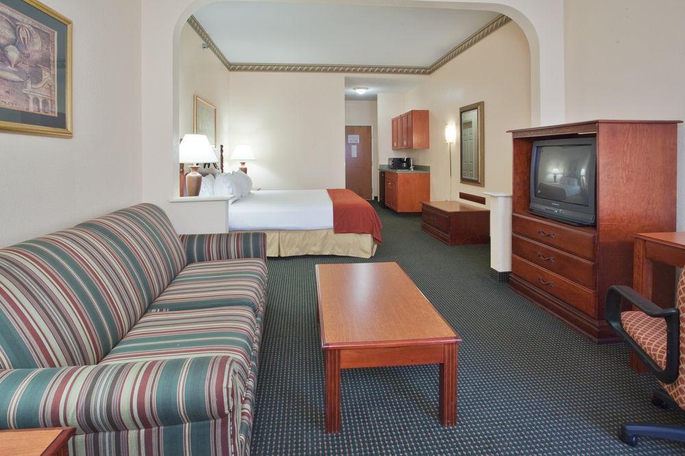 Holiday Inn Express - Plymouth By Ihg Ngoại thất bức ảnh