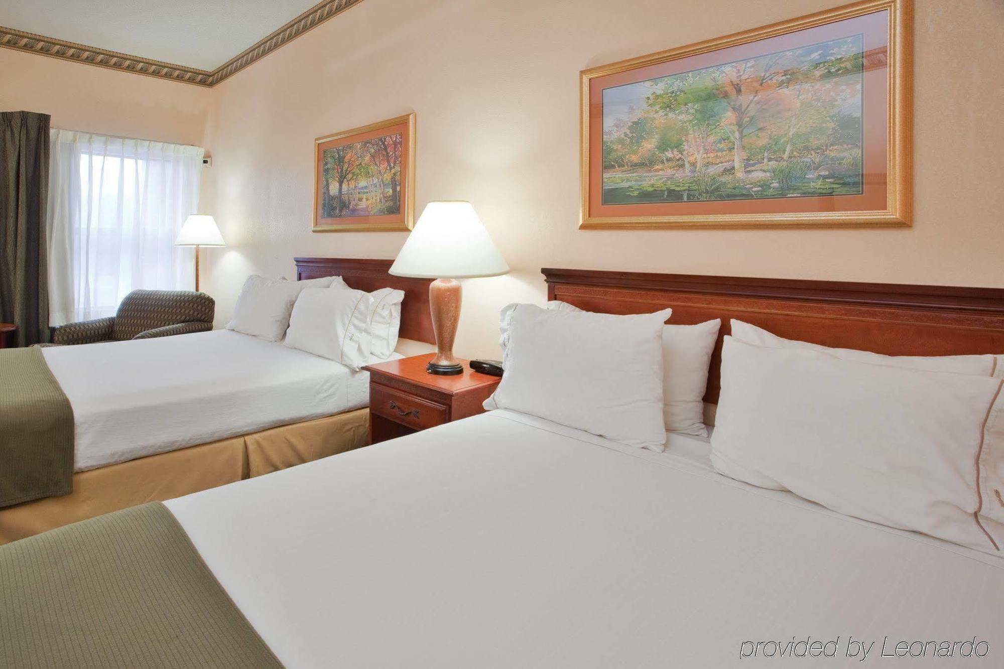 Holiday Inn Express - Plymouth By Ihg Phòng bức ảnh