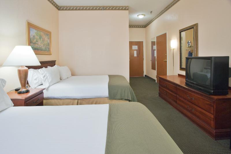 Holiday Inn Express - Plymouth By Ihg Ngoại thất bức ảnh